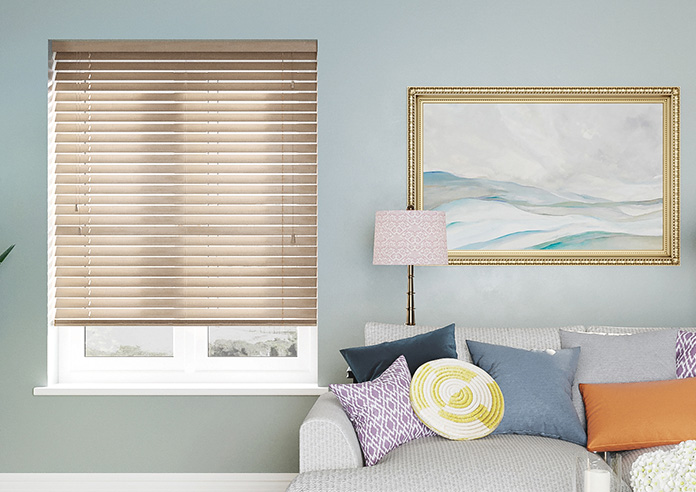 Kolsva, Sycamore - Motorised Venetian Blind - Image 3
